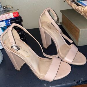 Madden Girl Beige/Cream Satin Heels